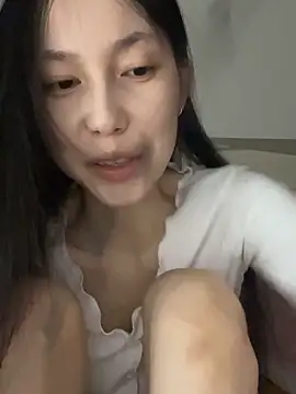 Snapshot of DD-5200 chatting on 02-25-26, 01:10 DD-5200 online show from 02-25-26, 01:10