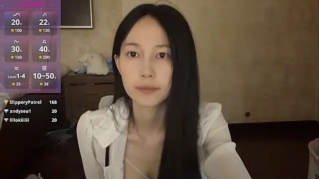 Snapshot of DD-5200 chatting on 05-15-26, 06:48 DD-5200 online show from 05-15-26, 06:48