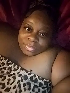 Pinkchocolatebbw online show from 03-12-26, 06:08