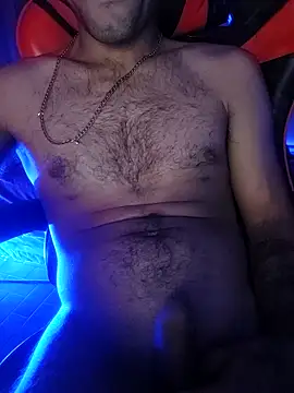 Snapshot of pascuuu96 chatting on 03-01-26, 07:32 pascuuu96 online show from 03-01-26, 07:32