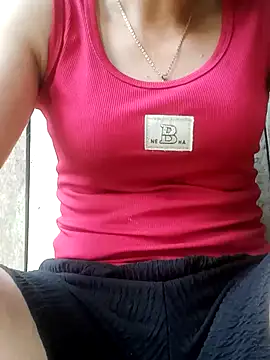 Snapshot of rinrin7700 chatting on 07-16-26, 05:57 rinrin7700 online show from 07-16-26, 05:57