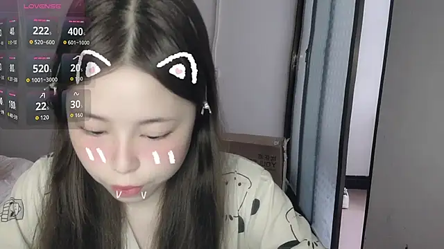 Snapshot of F-Yihao chatting on 03-30-26, 09:21 F-Yihao online show from 03-30-26, 09:21