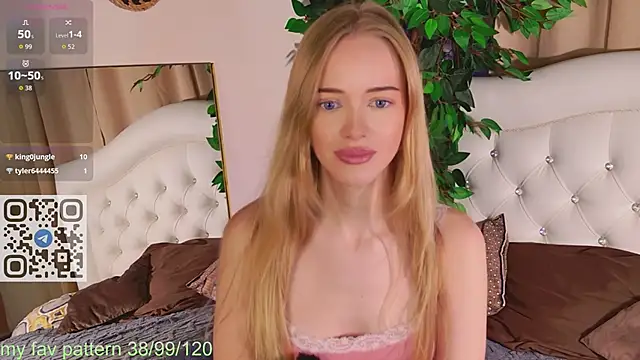 Dear Tessa online show from 05-21-26, 03:52