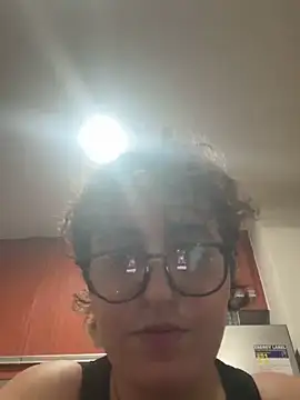 yassiestar online show from 03-04-26, 05:19