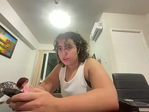 yassiestar online show from 03-24-26, 04:12