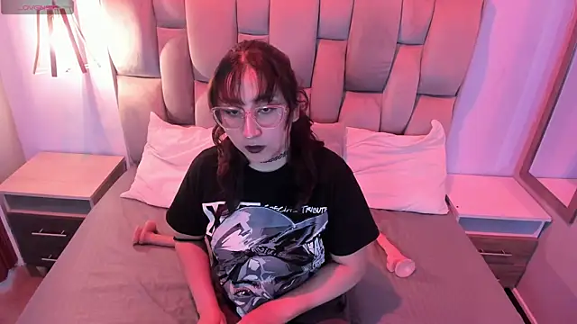 Snapshot of Maddie-LesYoux chatting on 03-14-26, 11:48 Maddie-LesYoux online show from 03-14-26, 11:48