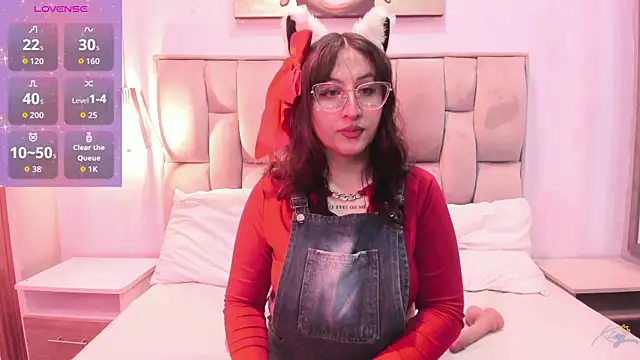 Snapshot of Maddie-LesYoux chatting on 03-25-26, 12:22 Maddie-LesYoux online show from 03-25-26, 12:22