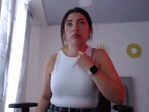 Julietaamado online show from 05-22-26, 03:28