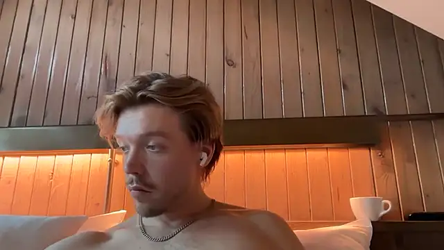 Snapshot of achillles67 chatting on 02-25-26, 03:43 achillles67 online show from 02-25-26, 03:43