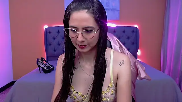 alexaneuer online show from 03-31-26, 01:00