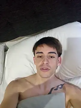 Snapshot of gastontwink chatting on 03-03-26, 04:24 gastontwink online show from 03-03-26, 04:24