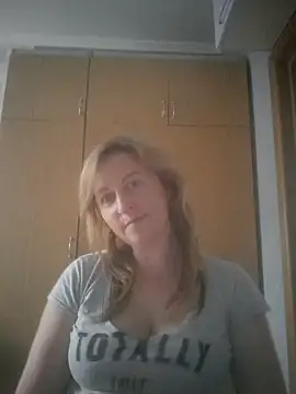 Snapshot of ChristinaYork chatting on 06-07-26, 05:27 ChristinaYork online show from 06-07-26, 05:27