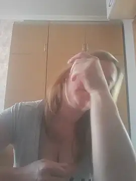 Snapshot of ChristinaYork chatting on 06-15-26, 07:10 ChristinaYork online show from 06-15-26, 07:10