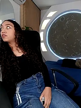 ritzabeth daniel online show from 03-23-26, 02:48