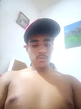 Snapshot of luis230436 chatting on 03-25-26, 03:23 luis230436 online show from 03-25-26, 03:23