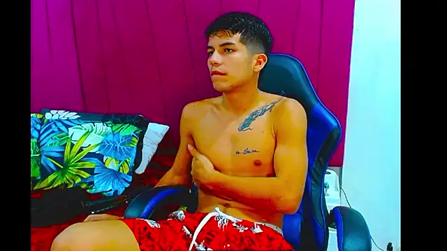 Snapshot of pipe_hot04 chatting on 03-21-26, 02:49 pipe hot04 online show from 03-21-26, 02:49