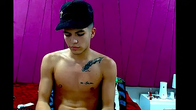 Snapshot of pipe_hot04 chatting on 03-27-26, 02:28 pipe hot04 online show from 03-27-26, 02:28