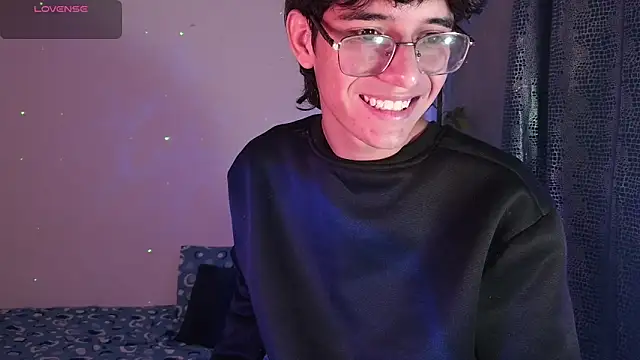 Snapshot of noah_millerx chatting on 03-02-26, 05:08 noah millerx online show from 03-02-26, 05:08