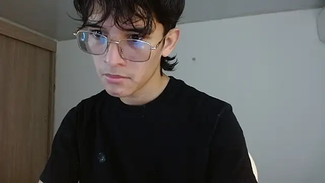 noah millerx online show from 06-21-26, 09:28
