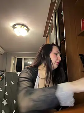 EvaBeautyXx online show from 04-05-26, 12:41