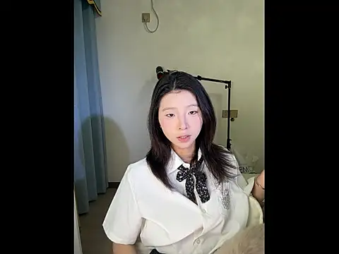 Y--F--LOVE online show from 03-26-26, 04:12