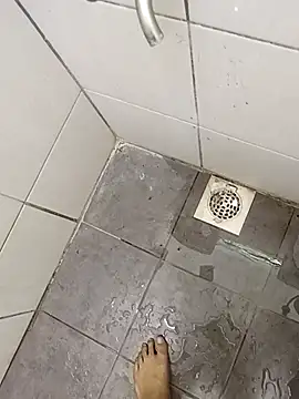 Snapshot of mrnaked chatting on 02-26-26, 06:01 mrnaked online show from 02-26-26, 06:01