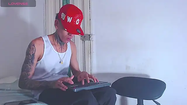 gabriel reyes21 online show from 08-01-26, 11:47