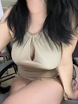 Snapshot of Ab324- chatting on 03-29-26, 01:33 Ab324- online show from 03-29-26, 01:33