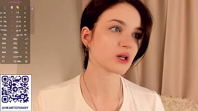 Snapshot of RuthButtery chatting on 06-01-26, 05:36 RuthButtery online show from 06-01-26, 05:36