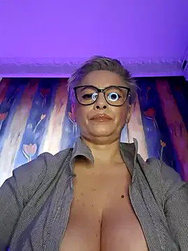 Snapshot of LunaBlaise chatting on 02-26-26, 12:59 LunaBlaise online show from 02-26-26, 12:59