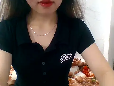 Snapshot of kiraa-007 chatting on 05-10-26, 02:11 kiraa-007 online show from 05-10-26, 02:11