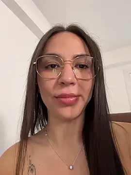 Snapshot of Bunny_Lush chatting on 06-20-26, 03:53 Bunny Lush online show from 06-20-26, 03:53
