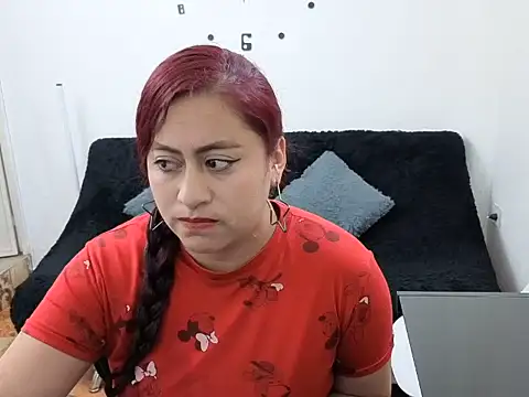 Snapshot of Evans_samantha chatting on 07-18-26, 04:44 Evans samantha online show from 07-18-26, 04:44