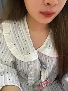 Snapshot of Xoai-cute chatting on 06-06-26, 08:02 Xoai-cute online show from 06-06-26, 08:02