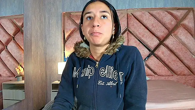 LilyRossi  online show from 04-27-26, 12:14