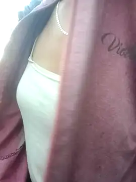 Snapshot of Malisa-aa chatting on 05-16-26, 10:36 Malisa-aa online show from 05-16-26, 10:36