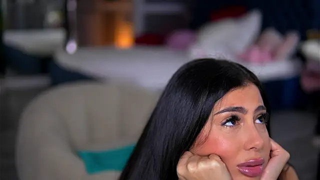 Snapshot of MissMeganMoon chatting on 03-18-26, 10:07 MissMeganMoon online show from 03-18-26, 10:07