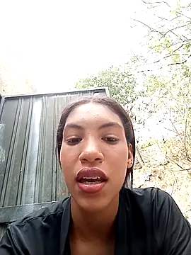 Snapshot of ginevere_20 chatting on 04-11-26, 08:13 ginevere 20 online show from 04-11-26, 08:13