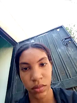 Snapshot of ginevere_20 chatting on 04-16-26, 08:09 ginevere 20 online show from 04-16-26, 08:09
