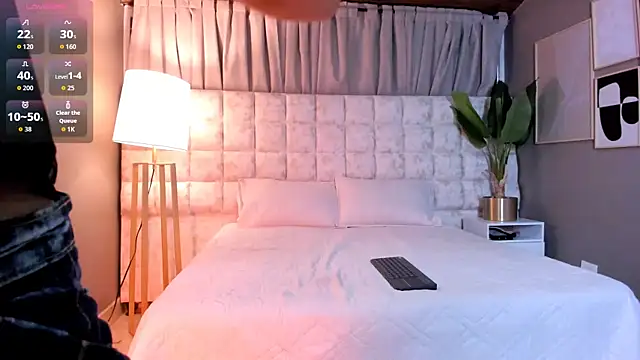 Samantha Velle online show from 05-25-26, 01:39