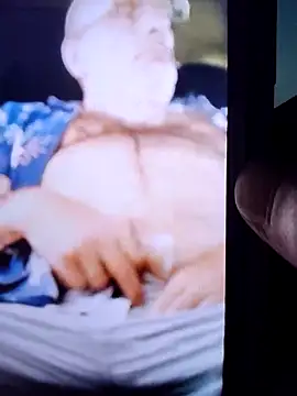 lui8181 online show from 04-18-26, 07:07