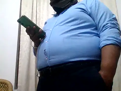 Snapshot of Huskyboss chatting on 02-28-26, 03:13 Huskyboss online show from 02-28-26, 03:13