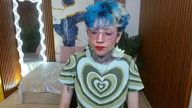 Lyra tay online show from 03-04-26, 07:09