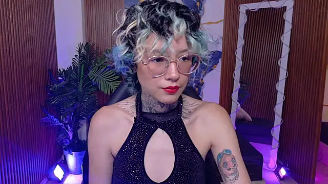 Snapshot of Lyra_tay chatting on 07-11-26, 07:05 Lyra tay online show from 07-11-26, 07:05