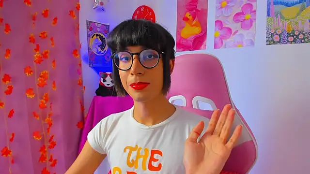 Madeline 21 online show from 04-05-26, 01:08