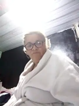momismilf544 online show from 05-05-26, 10:12