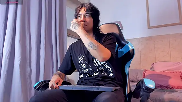 Snapshot of so_pop chatting on 02-27-26, 02:06 so pop online show from 02-27-26, 02:06