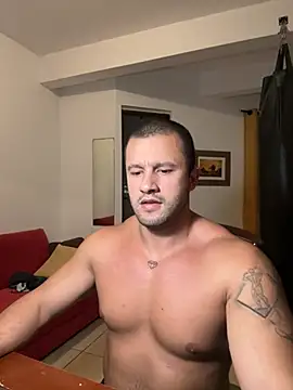 Snapshot of Romaninho chatting on 02-27-26, 12:43 Romaninho online show from 02-27-26, 12:43