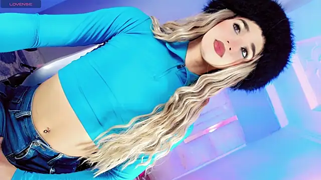 Sophiaa doll  online show from 04-15-26, 04:19