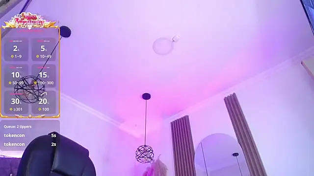 Amara Davis1 online show from 04-15-26, 05:03